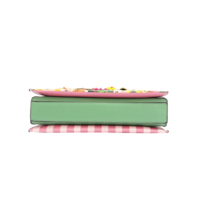 THE BOTTOM IS MADE OF VEGAN LEATHER IN A MINT GREEN COLOR.
