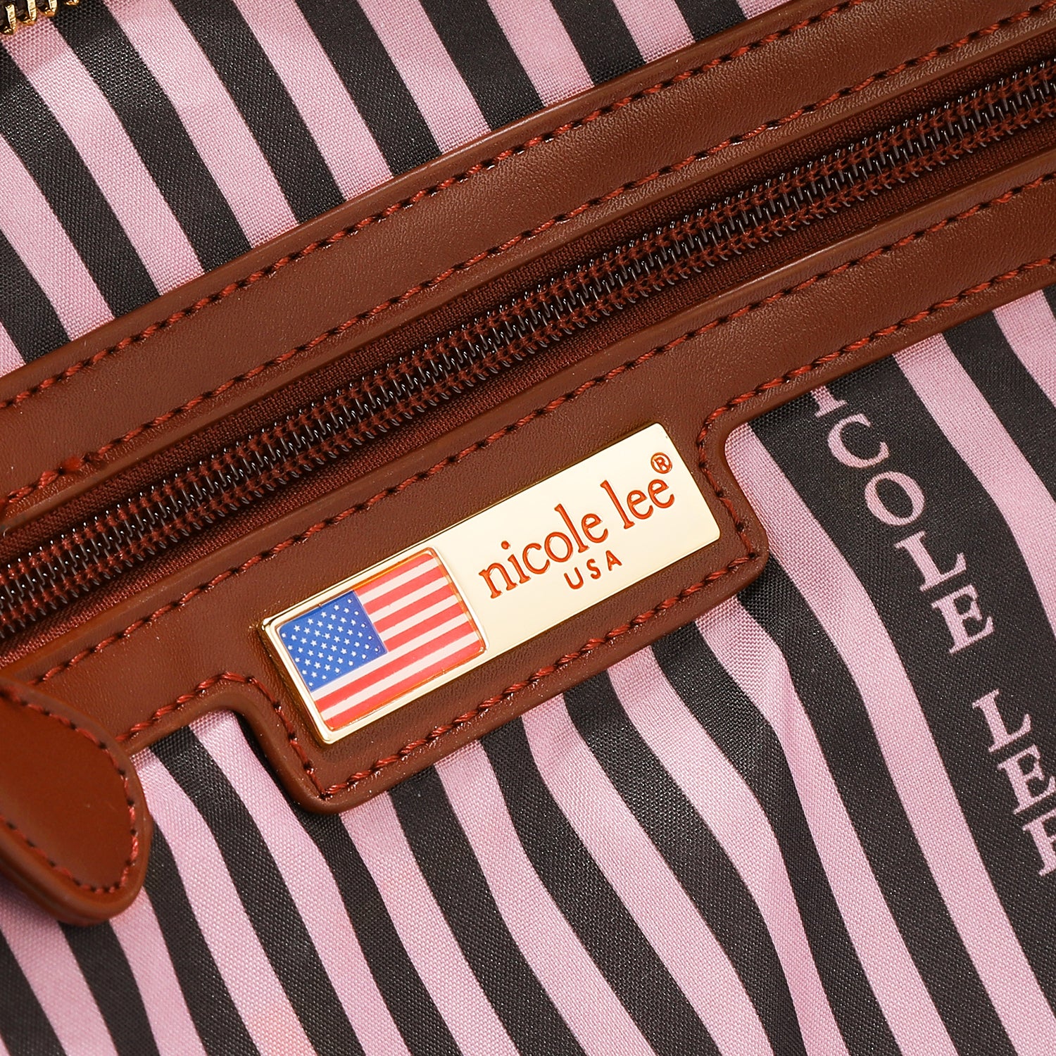 EMBOSSED LOGO SQUARE HANDBAG