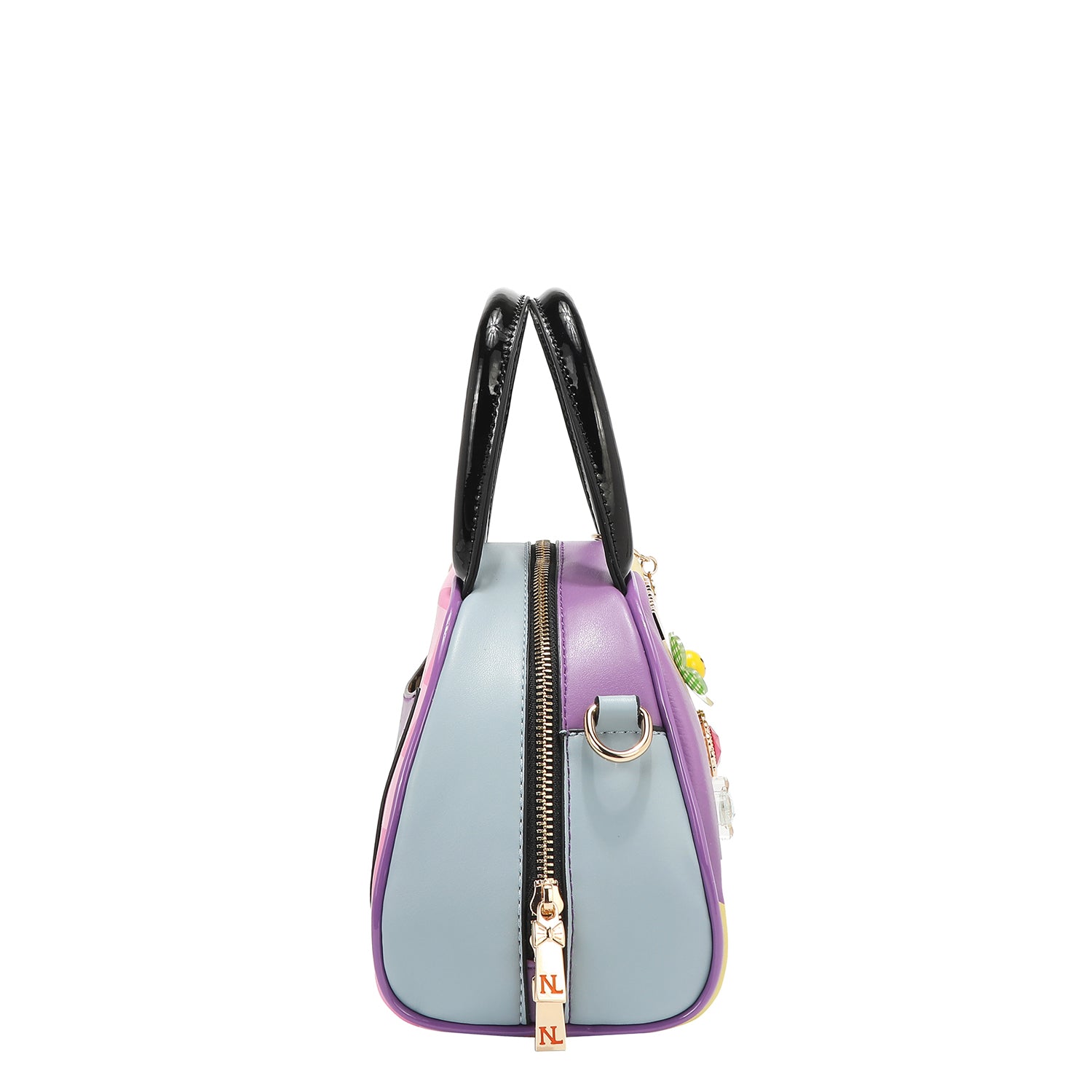 Main two-way zip top closure, with black handles