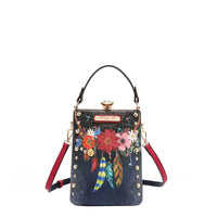 DIAMOND STONE CLUTCH