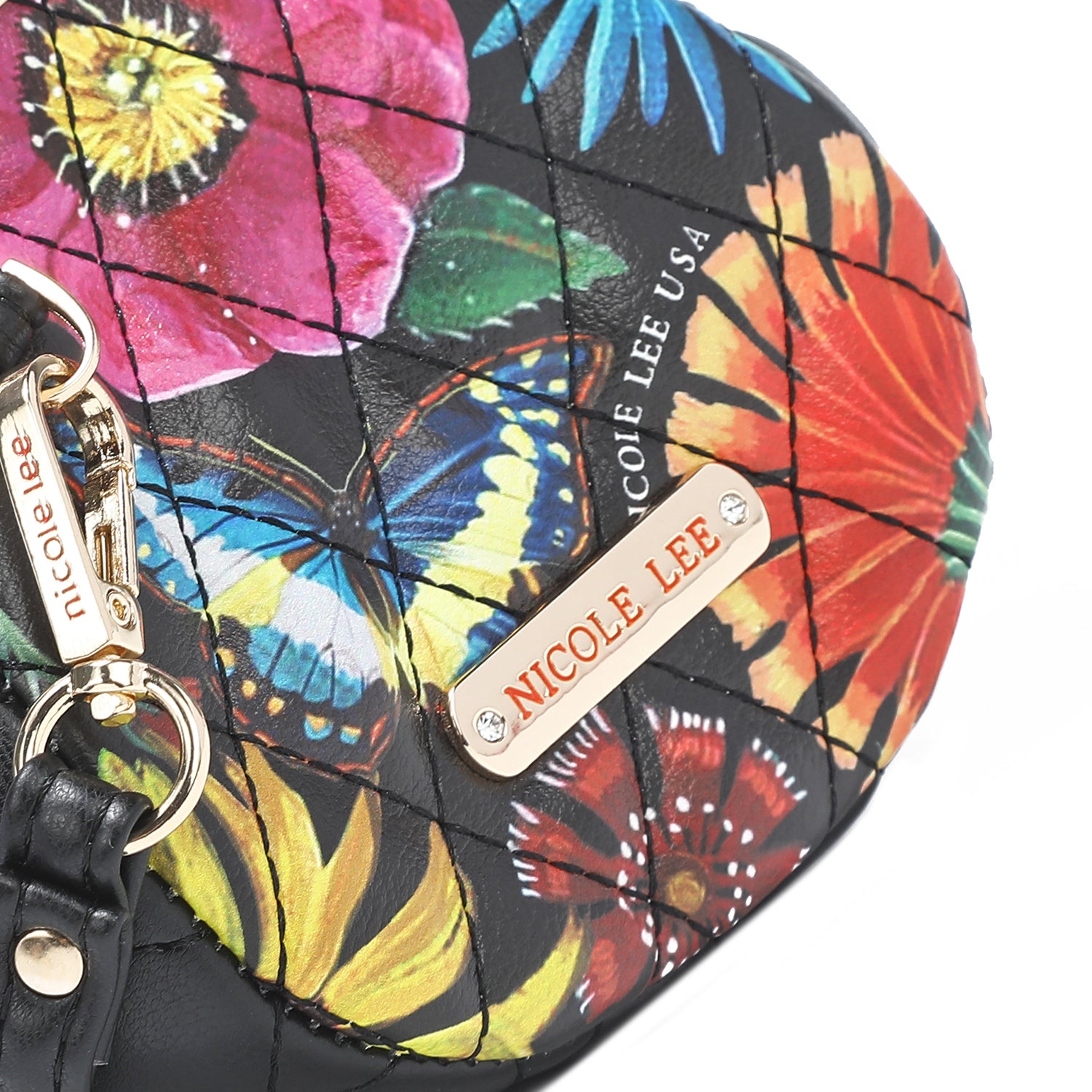 AMORA MINI POUCH WRISTLET