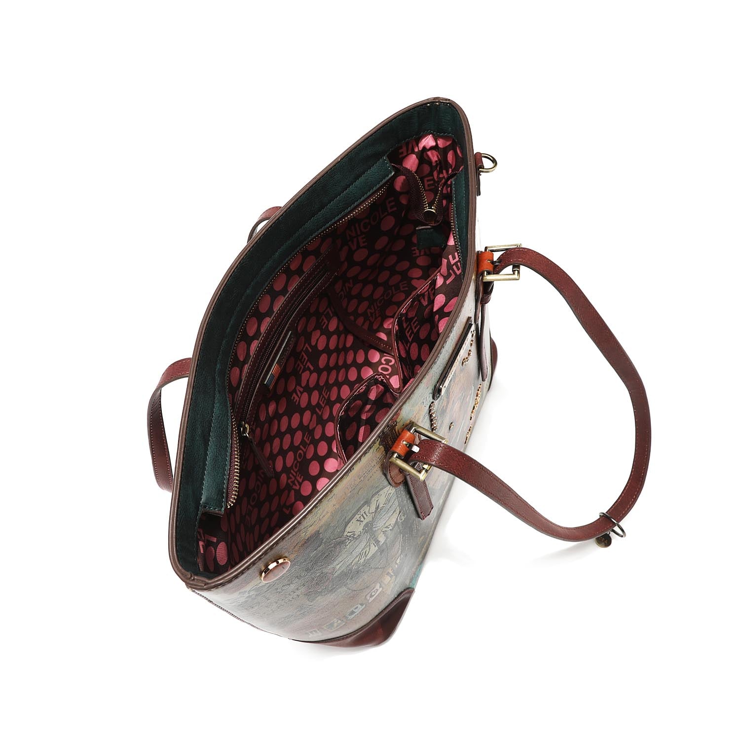 PARIS FASHION WEEK SHOPPER